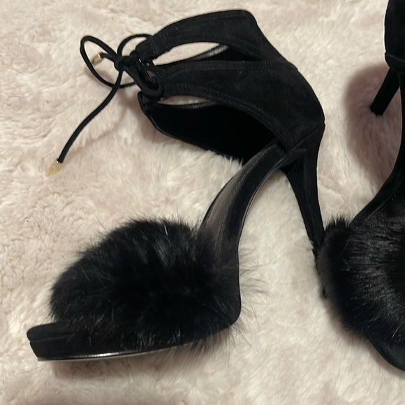 Michael Kors Rabbit Fur Heels - SIZE: 6 - Picture 2 of 7